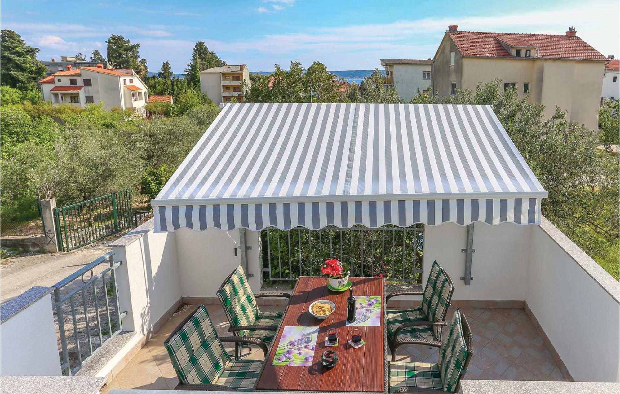 Lovely Apartment In Kastel Stari With Kitchen Kaštela Exteriér fotografie